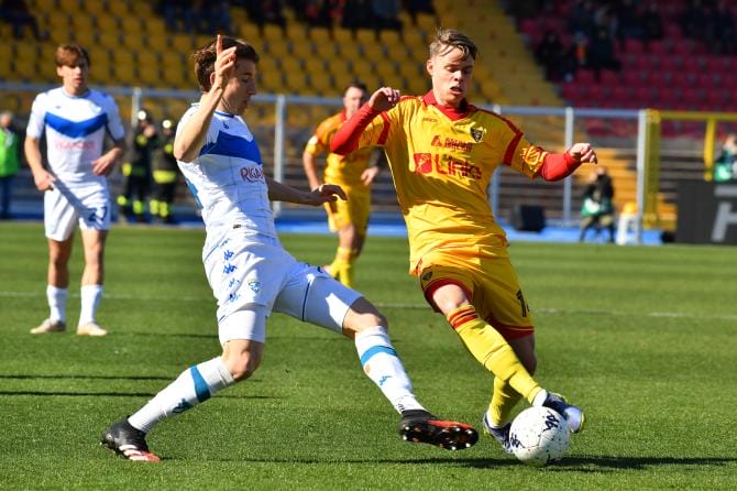 Serie B mai così folle ma il Lecce ci crede