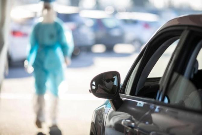 Covid, boom di casi in Puglia: 8.211 i nuovi positivi e altri 9 morti. Tasso di positività al 22,4%