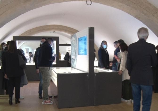 Laterza, con i papà gratis al museo di maiolica. L’idea del Comune con il MuMa