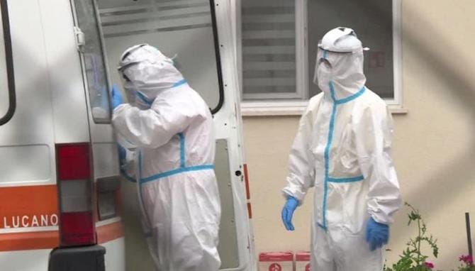 Covid, in Basilicata positivo quasi un tampone su 4: 1.022 nuovi casi e 2 morti