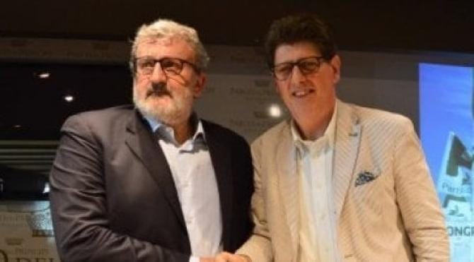 Le liste civiche spaccano ancora il Pd. Lacarra: «Voglio incontrare Letta»