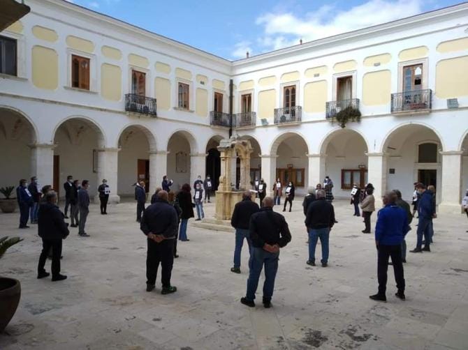 Incertezza per le 100 unità degli Lsu di Manfredonia: sale la preoccupazione per il futuro lavorativo