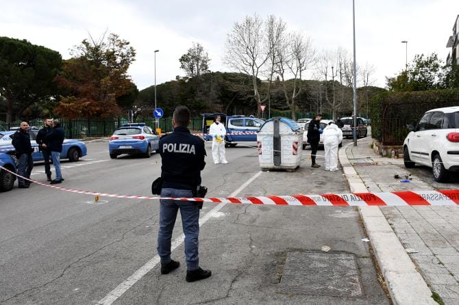 Bari, agguato al San Paolo: il cugino della vittima resta in carcere. Il giudice: «Voleva uccidere»
