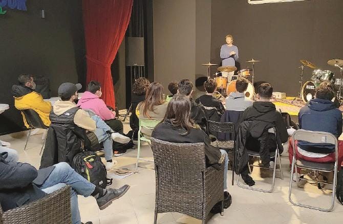 Phil Mer alla scuola musicale “Be Sound” di Triggiano