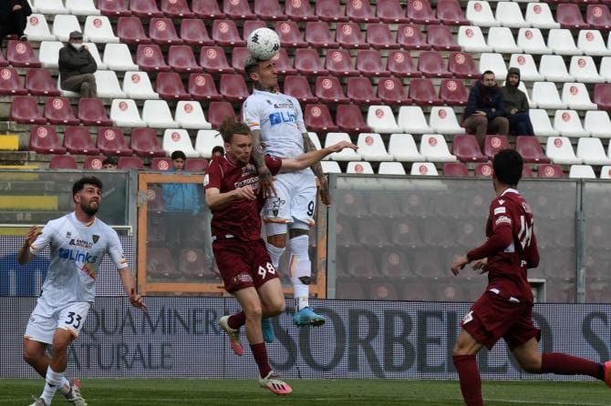 Lecce altro passo falso