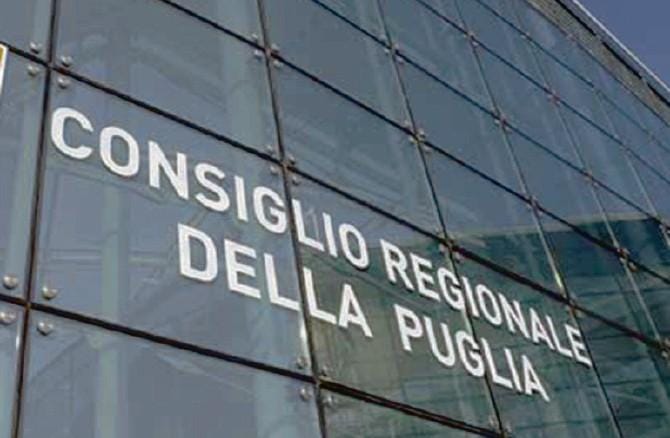 In Puglia scoppia la polemica dopo il Consiglio regionale: sì alle rinnovabili ma mancano i salentini