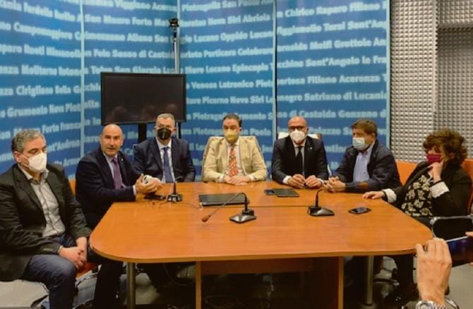 Regione Basilicata, la notte non porta consiglio: rinviata l’elezione del presidente