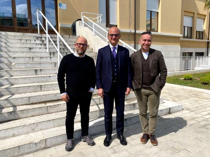 Università di Bari: identificati 120 nuovi geni che aumentano il rischio di schizofrenia. Lo studio su Nature