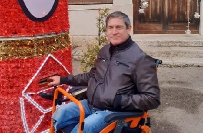 Trani, una nuova carrozzina per Raffaele Lavacca. Dono di un imprenditore anonimo