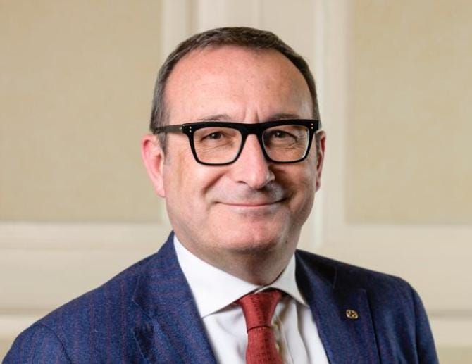 È arrivato il momento di andare oltre l’emergenza