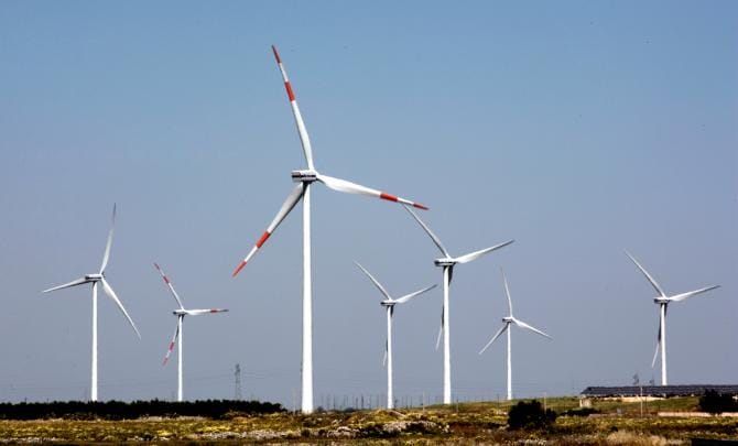 Energia, Regione Puglia: «No a due parchi eolici nel Foggiano»