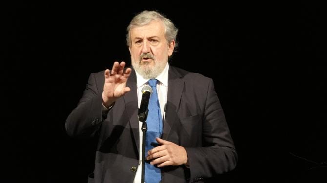 Emiliano invitato al congresso Ppe: «Importante per confrontarsi su politiche energetiche ed economiche regionali»