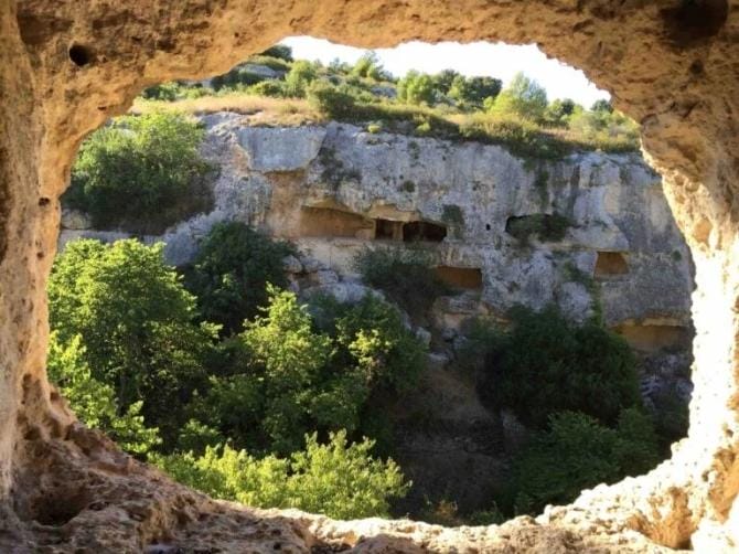 Ragazza di 23 anni trovata morta a Massafra forse per un’overdose: indagato il fidanzato 25enne