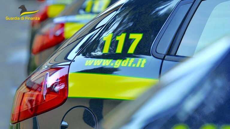 Truffa ai danni di un centenario calabrese: 8 arresti e sequestri per 650mila euro nel Barese