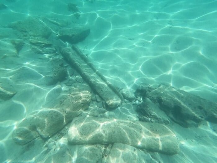 Dal mare riemergono i resti di un antico molo nel Salento: è lo scalo portuale di Lupiae