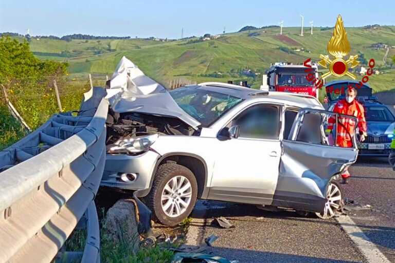 Incidente sulla A16 in direzione Canosa. Morto 59enne della provincia di Foggia |Video