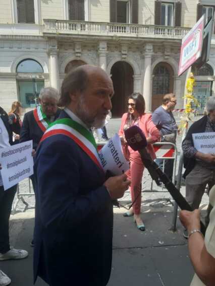 Galleria foto '«Giù le mani da Gratteri»' - foto 1