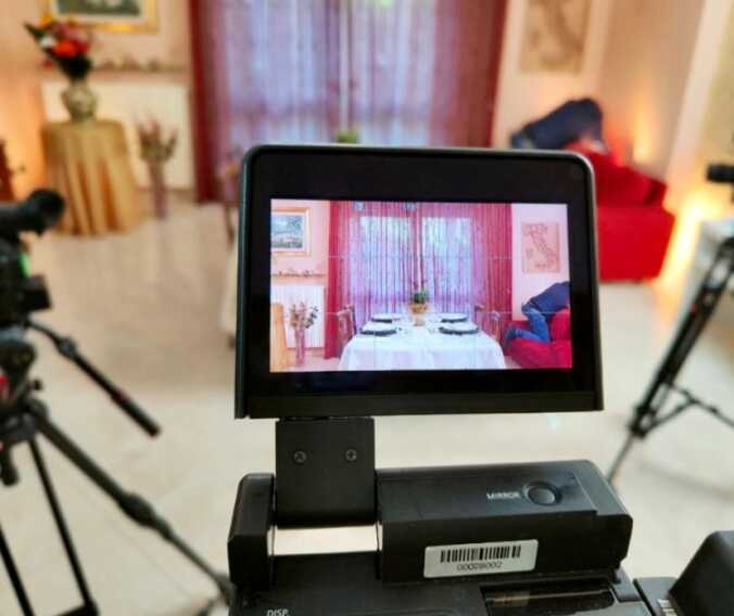 Questa sera su TV8 la sfida tutta salentina al cooking show Home Restaurant