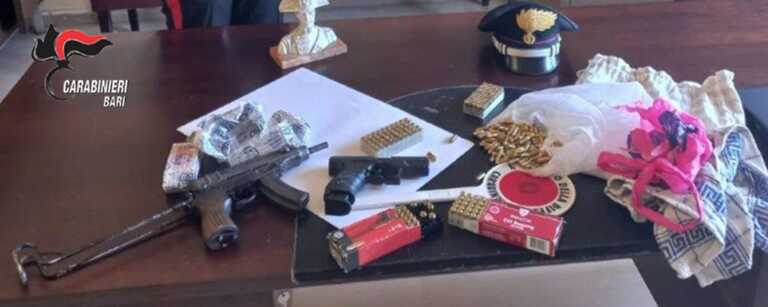 Molfetta, nascondeva in un locale una mitragliatrice e una pistola: arrestato un minorenne