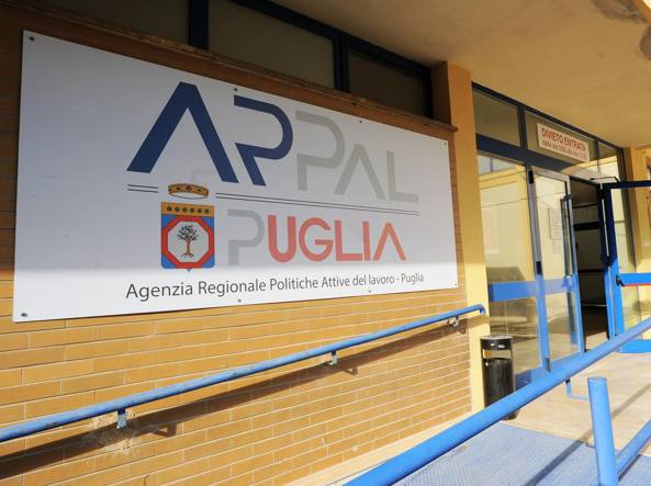«A casa centinaia di giovani dopo la promessa del rinnovo tradita»: i sindacati accusano Arpal Puglia