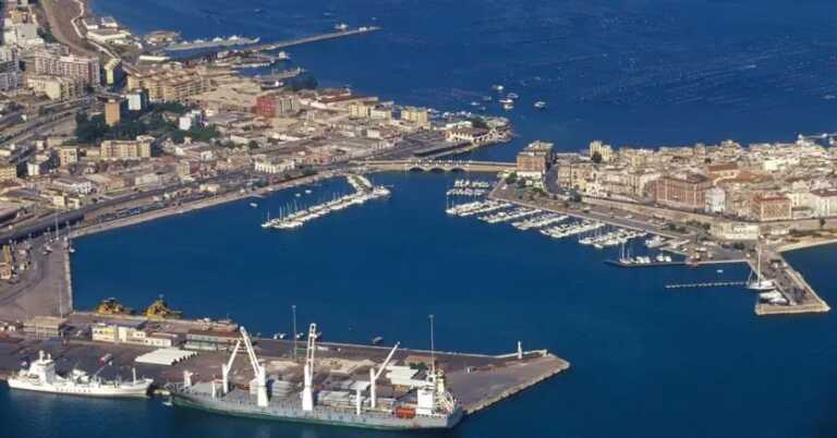 Taranto, operaio dell’Arsenale militare morì per esposizione ad amianto: risarciti gli eredi