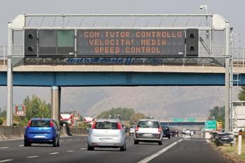 Galleria foto 'Arval mobility observatory, aziende restano fiduciose su futuro proprie flotte' - foto 1