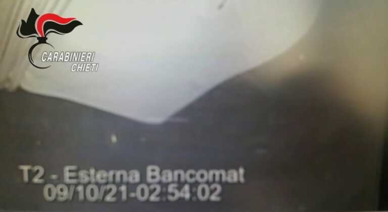 Assalto al bancomat in provincia di Chieti: tre foggiani condannati a pene tra i 4 anni e 4 mesi e i 6 anni