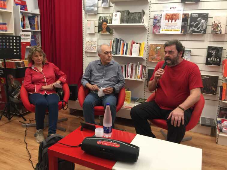 Taranto, gli ambientalisti tornano in piazza: «L’ex Ilva è ancora pericolosa Per questo torniamo in piazza»