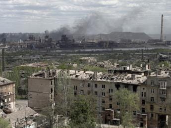 Galleria foto 'Azovstal, separatisti Donetsk: “Tribunale internazionale giudicherà combattenti”' - foto 1