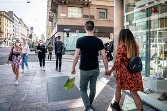 Galleria foto 'Covid Italia, ancora giù incidenza e Rt' - foto 1
