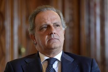 Politiche, il sottosegretario Moles (FI) fa un passo indietro e il consigliere Piro accetta la candidatura