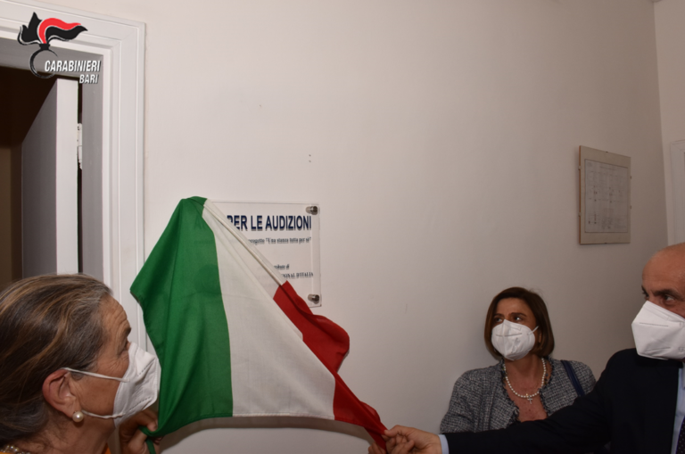 Bari, nella caserma dei Carabinieri di via Tanzi una “Stanza tutta per sé” a tutela delle donne vittime di violenza