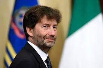 Galleria foto 'Franceschini loda Conte, sarcasmo Calenda e mezzo Pd mugugna' - foto 1