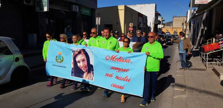 Brindisi, intitolata a Melissa Bassi la palestra dell’istituto Morvillo-Falcone. Rossi: «Ferita profonda nella comunità»