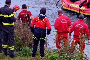 Galleria foto 'Roma, cadavere di un giovane trovato nel Tevere' - foto 1