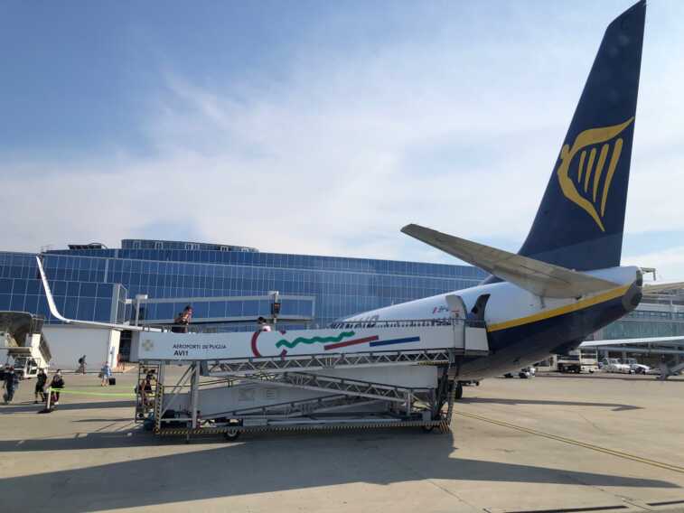 Ryanair annuncia 11 nuove rotte in Puglia per l’estate: nuove destinazioni europee e nazionali da Bari e Brindisi