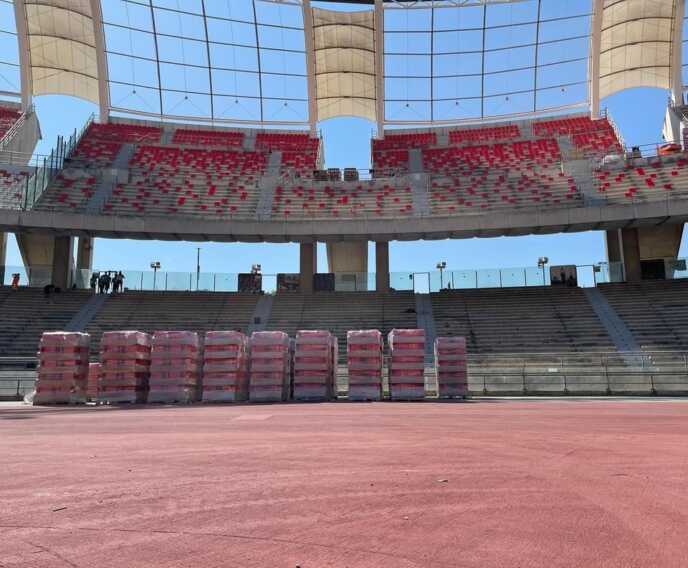 Bari, San Nicola sempre più biancorosso: lavori avanti senza sosta. Nuovo maxischermo, si parte a giorni
