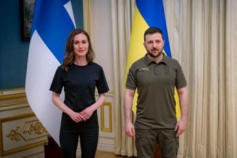 Galleria foto 'Ucraina-Finlandia, premier Marin a Kiev da Zelensky' - foto 1