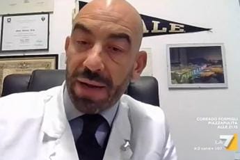Galleria foto 'Vaiolo delle scimmie, Bassetti: “Subito quarantena per infetti e contatti stretti”' - foto 1