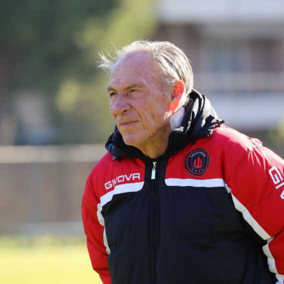 Malore per Zdenek Zeman: l’ex allenatore di Foggia e Lecce ricoverato in ospedale a Pescara