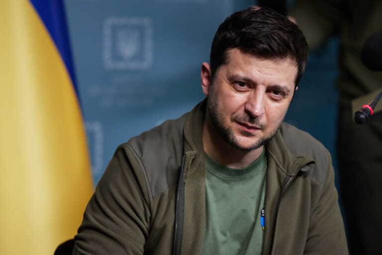 Colloqui telefonici tra Zelensky e Draghi: «Sblocchiamo insieme i porti»