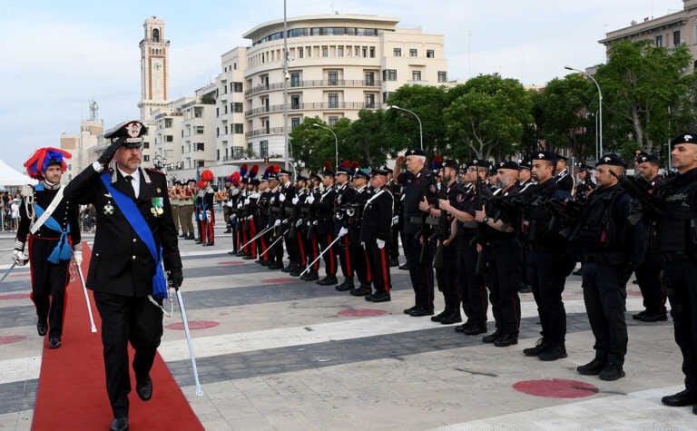 Carabinieri, in Puglia 4.600 arresti e 23mila denunce in un anno. Nel 208° anniversario reso noto il bilancio dell’attività – VIDEO