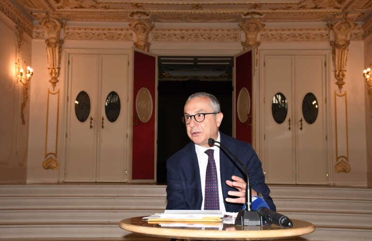 Galleria foto 'Il Teatro Petruzzelli presenta la stagione 2023: «Avremo anche artisti russi. Sono vittime della stupidità dei politici» – VIDEO' - foto 1