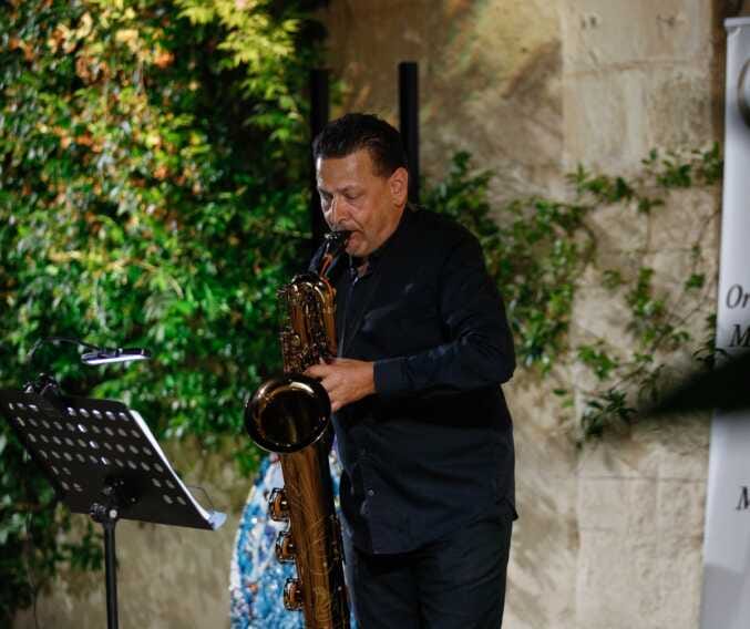 Galleria foto 'Lecce, prosegue la rassegna “Classica d’Estate”: nella Sala Giardino la musica del Duo Post' - foto 1