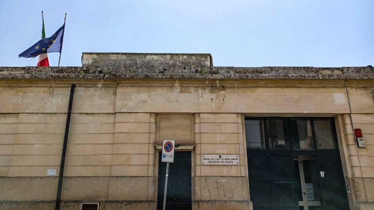 “Tra i fili del tempo”: nell’Archivio di Stato di Lecce uno spettacolo ricco di suggestioni