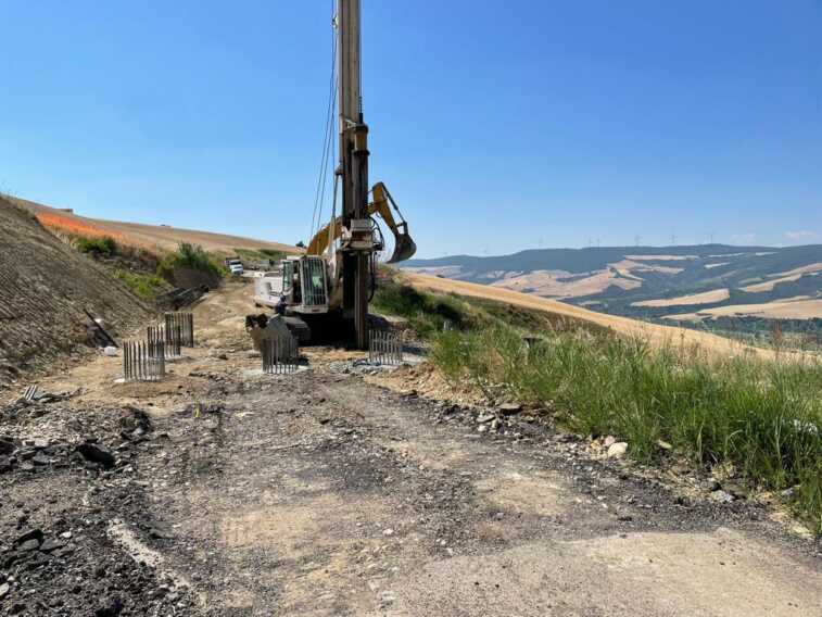 Irsina, in corso importanti interventi su alcune strade provinciali