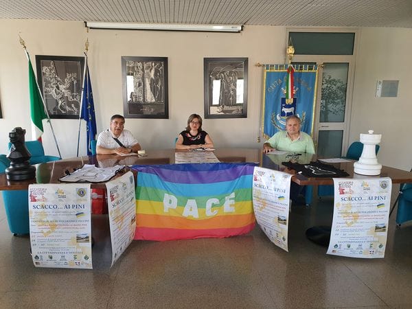 Matera, al via l’iniziativa “Scacco…ai pini”