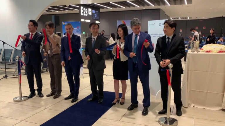 Galleria foto 'A Fiumicino ripartono i voli diretti Roma-Seoul' - foto 1