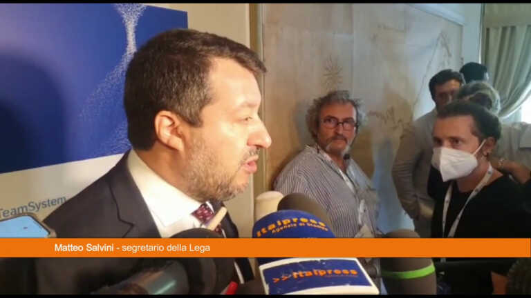 Galleria foto 'Aborto, Salvini “Difendo la vita, ma ultima parola spetta alla donna”' - foto 1