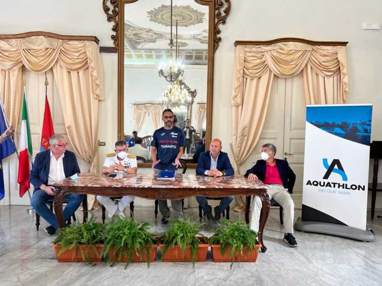 Galleria foto 'Taranto, tutto pronto per il campionato nazionale di Acquathlon: 300 gli iscritti' - foto 1